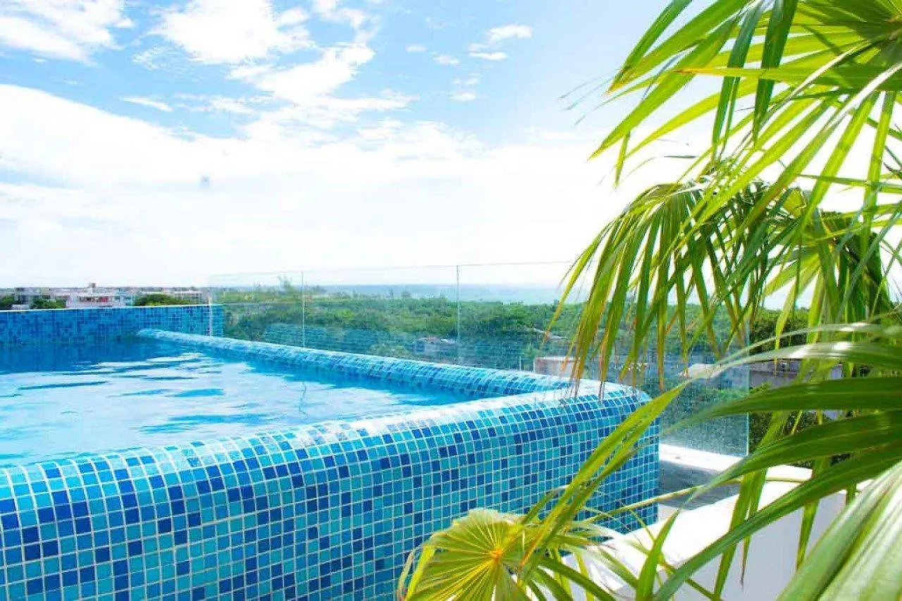 We Express Hotel Playa Del Carmen (Adults Only) 3*,