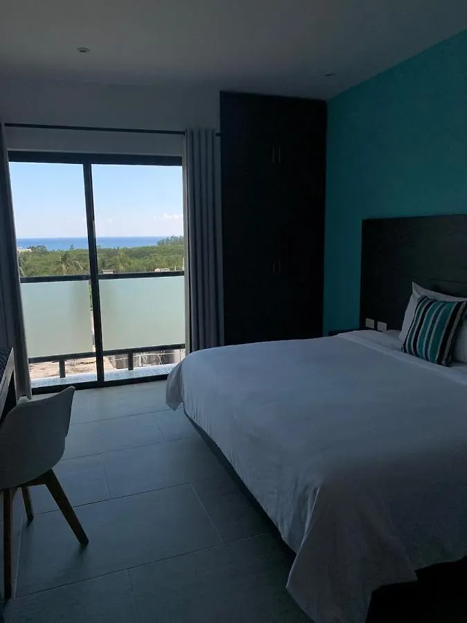 We Express Hotel Playa Del Carmen (Adults Only) 3*,