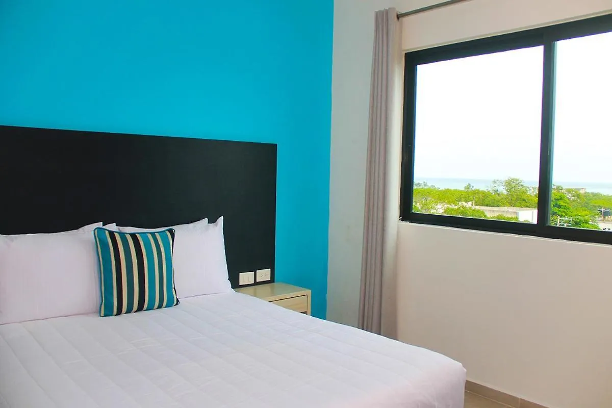 We Express Hotel Playa Del Carmen (Adults Only)