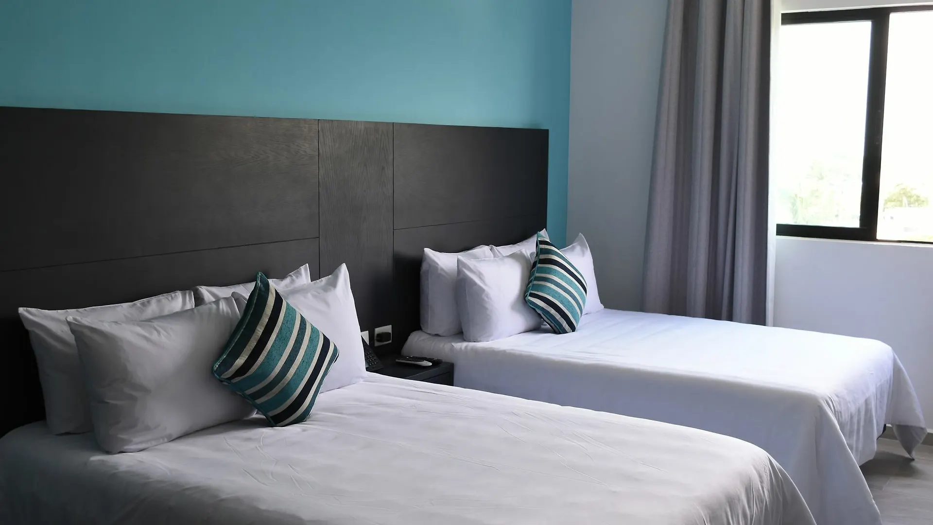 We Express Hotel Playa Del Carmen (Adults Only) 3*,  Mexico